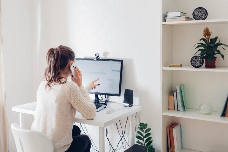 dekorasi ruang kerja untuk WFH