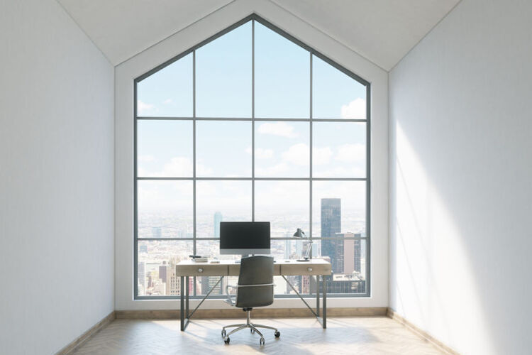 Pemilihan jendela yang cocok untuk kantor minimalis, Sumber: hipwee.com