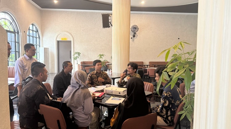 Eticon lakukan survei lapangan dan konsultasi, Sumber: doc pribadi