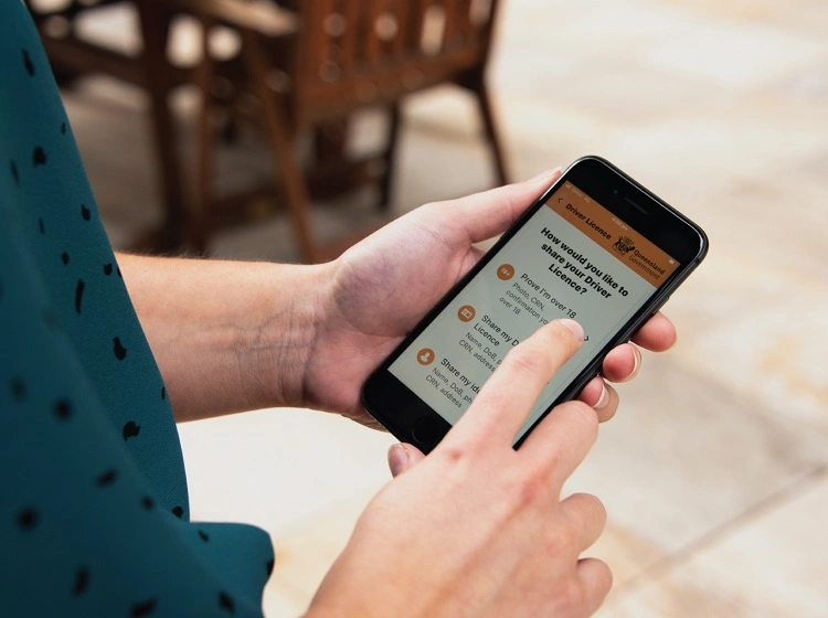 Tranformasi digital untuk pengajuan perizinan, Sumber: qld.gov.au