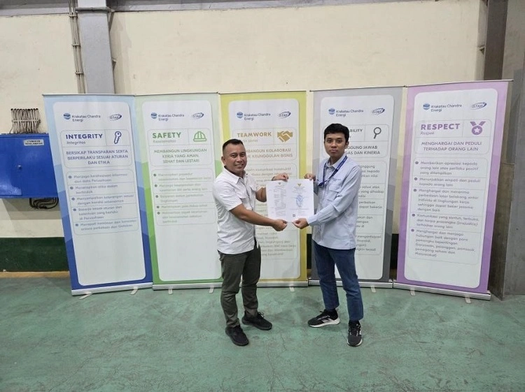 Penyerahan PBG Krakatau Chandra Energi Cilegon, Sumber: doc pribadi