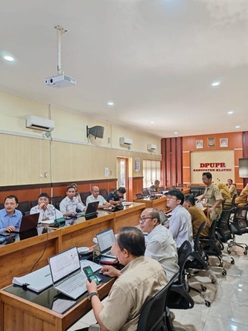 Pelaksanaan sidang SLF PT JKC Corp Indonesia di Klaten, Sumber: doc pribadi